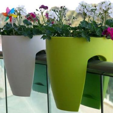Balcony Railling Planter 10inch Green White